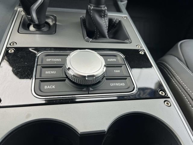 Used 2025 INEOS Grenadier AWD/4WD image 37