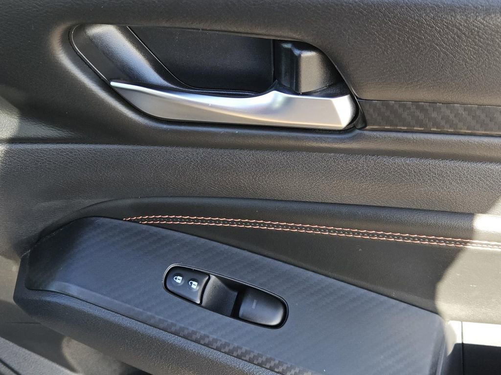 Used 2022 Nissan Altima 2.0 SR image 25