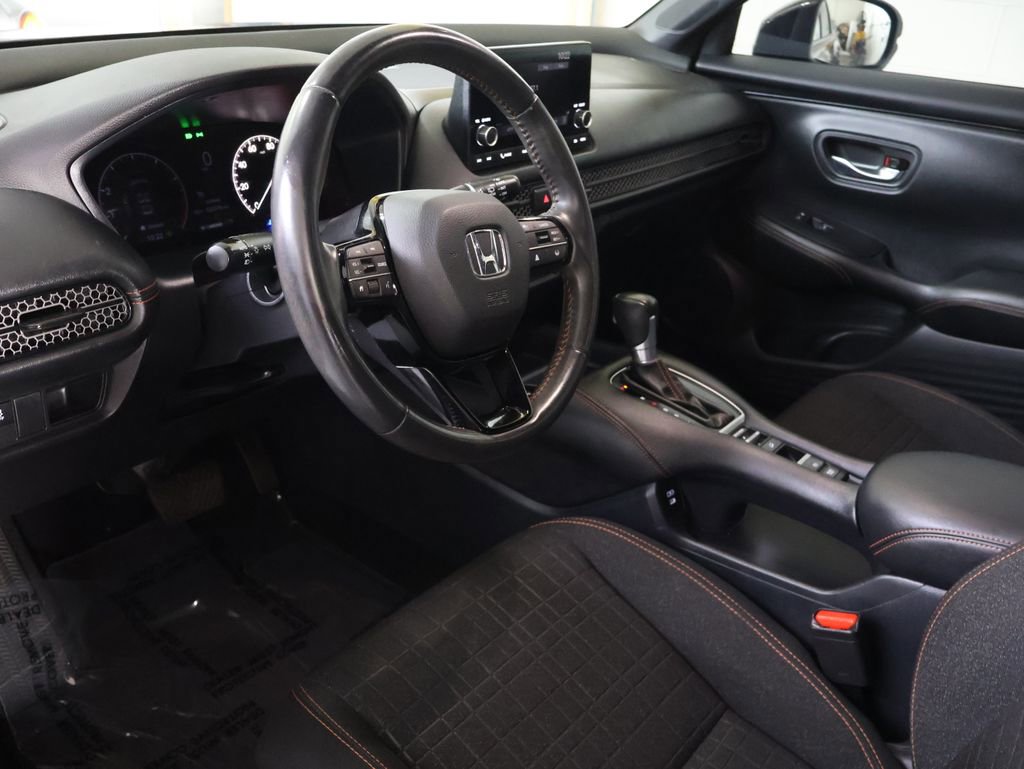 Used 2024 Honda HR-V Sport image 18