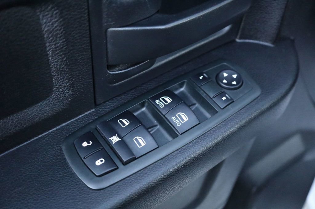 Used 2013 RAM 1500 Express image 26
