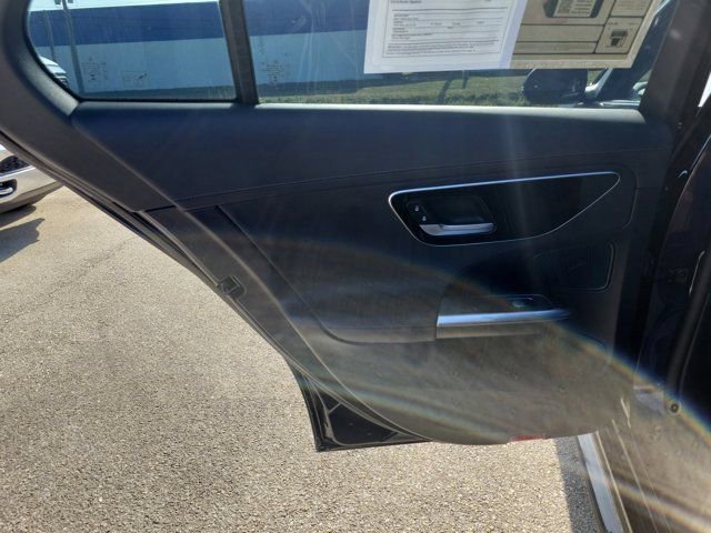 Used 2023 Mercedes-Benz C 300 4MATIC Sedan image 15