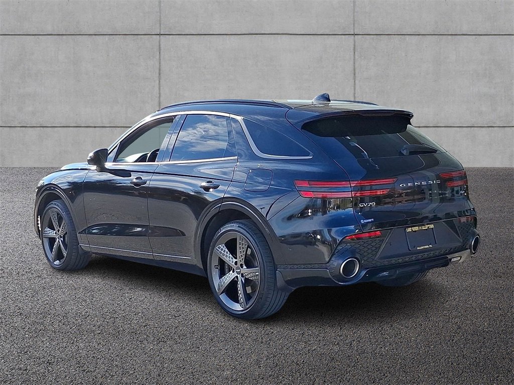 Used 2023 Genesis GV70 2.5T w/ Sport Prestige Package image 6