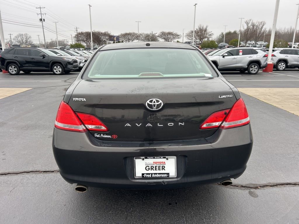 Used 2010 Toyota Avalon Limited image 16