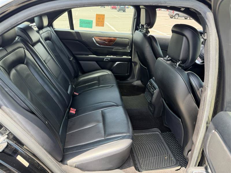 Used 2018 Lincoln Continental Select FWD image 11