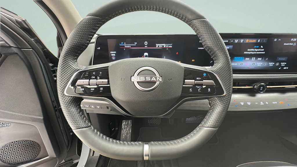 Used 2024 Nissan Ariya AWD image 14