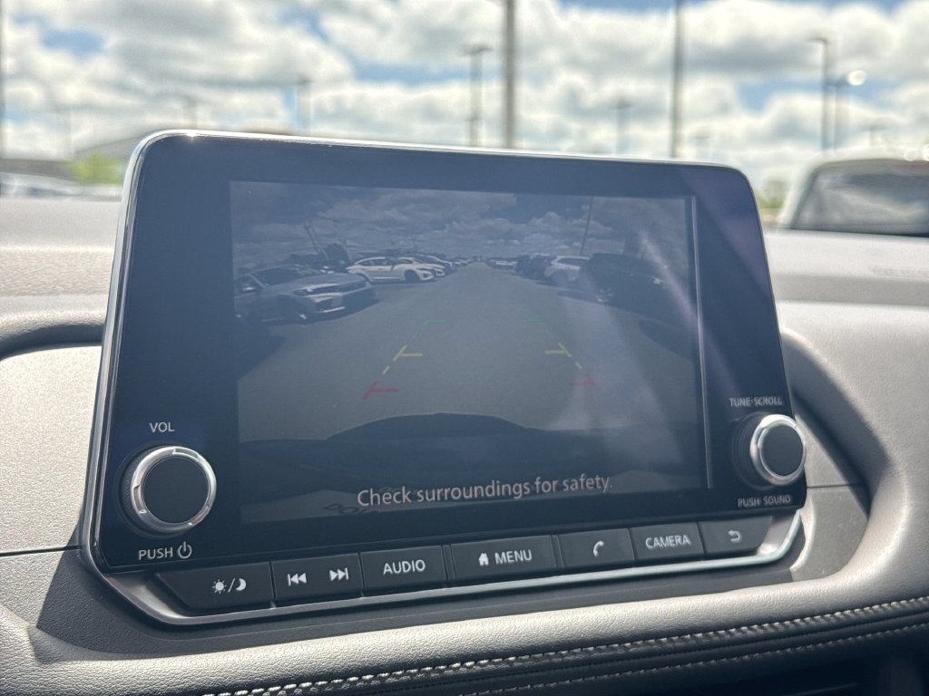 Used 2026 Nissan Rogue S AWD/4WD image 17