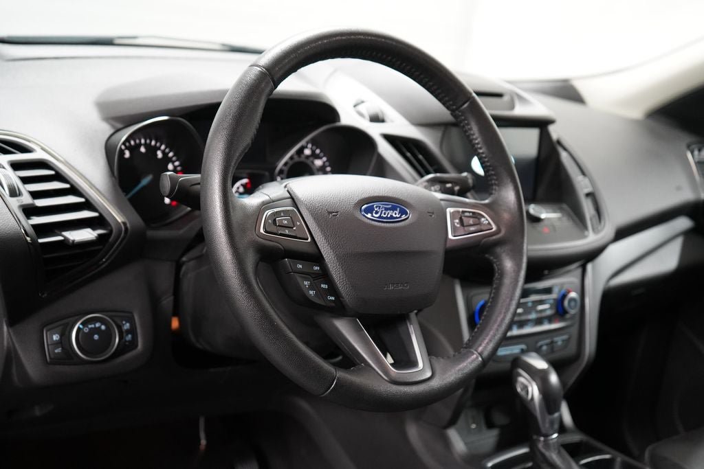 Certified 2018 Ford Escape SEL FWD image 13