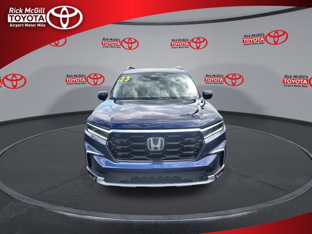 Used 2023 Honda Pilot Touring image 3