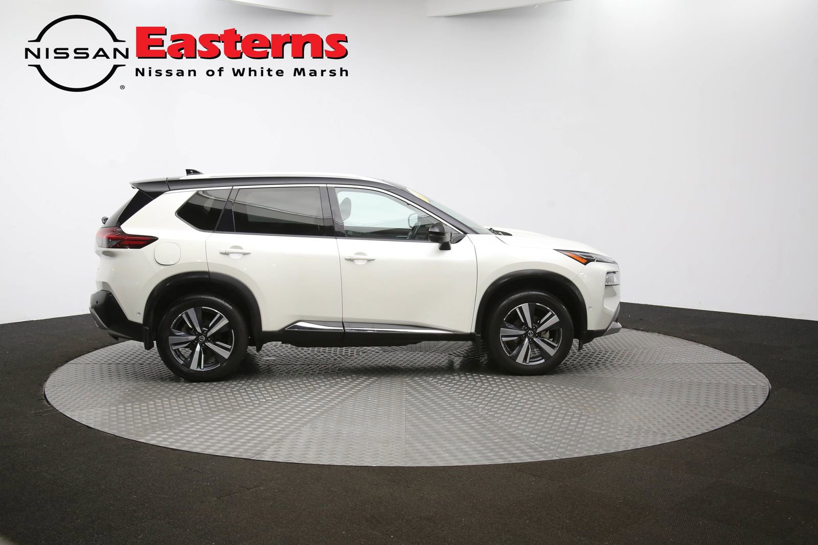 Used 2021 Nissan Rogue Platinum image 82