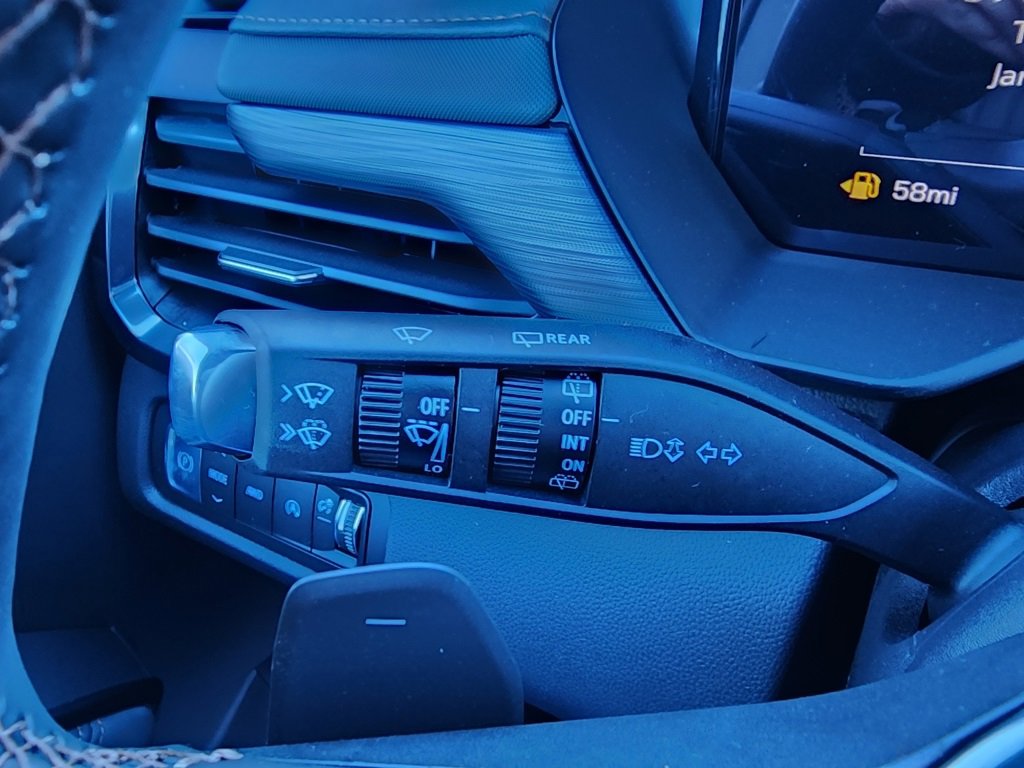 New 2026 GMC Acadia AT4 w/ Luxury Package image 23