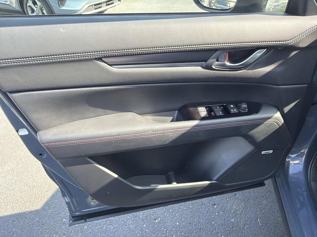 Used 2023 MAZDA CX-5 Carbon Edition image 21