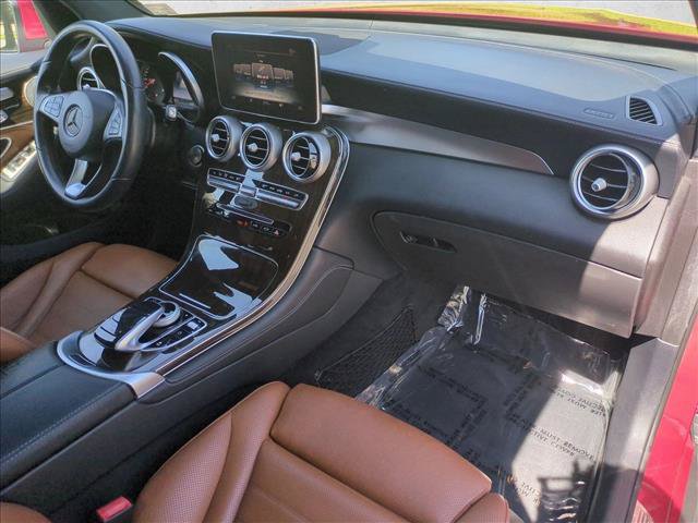 Used 2017 Mercedes-Benz GLC 300 4MATIC image 23