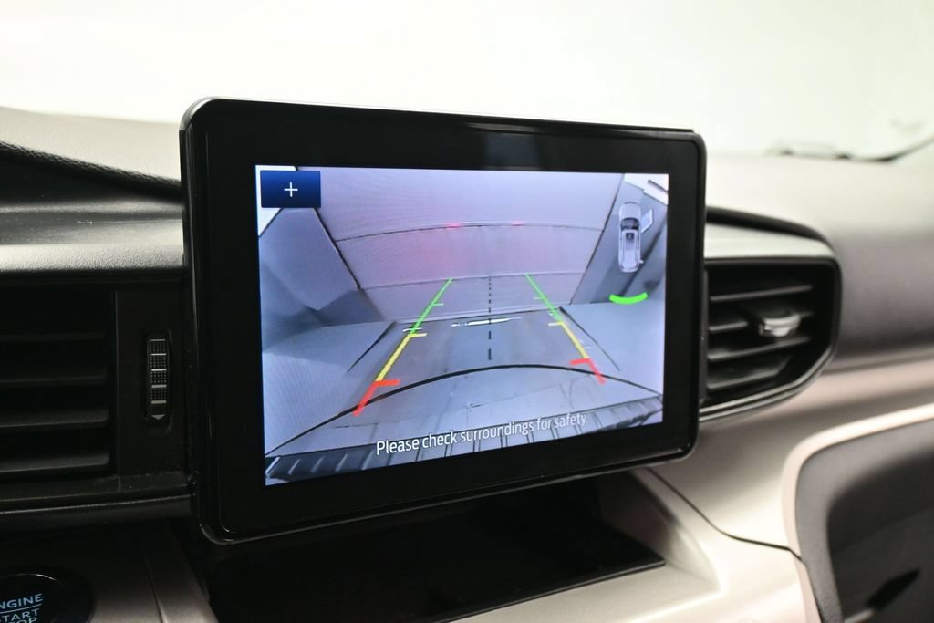 Certified 2023 Ford Explorer XLT RWD image 15