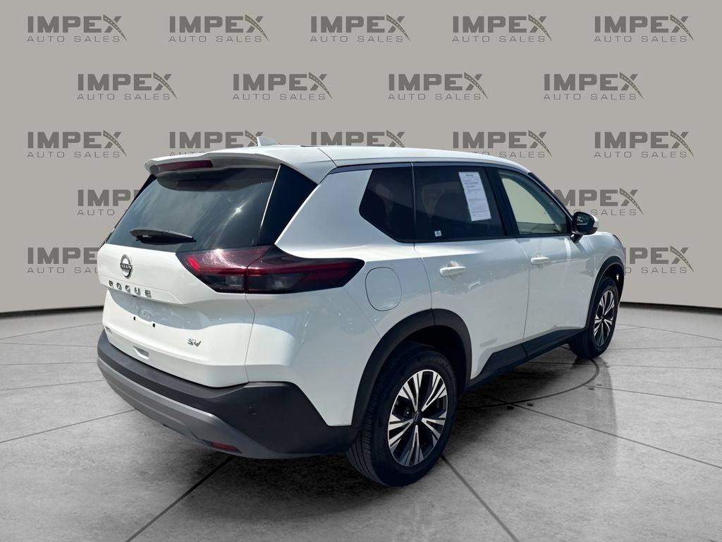 Used 2023 Nissan Rogue SV FWD image 3