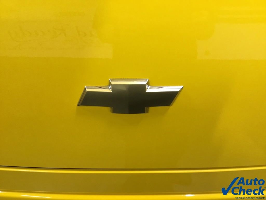 Used 2003 Chevrolet SSR w/ Preferred Equipment Group RWD image 24