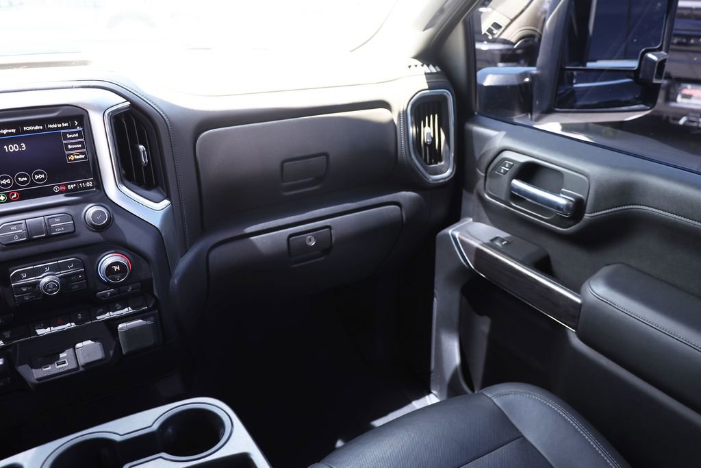Used 2021 Chevrolet Silverado 2500 LTZ AWD/4WD image 22