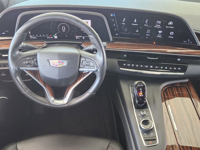 Used 2022 Cadillac Escalade Luxury w/ LPO, Illumination Package AWD/4WD image 25
