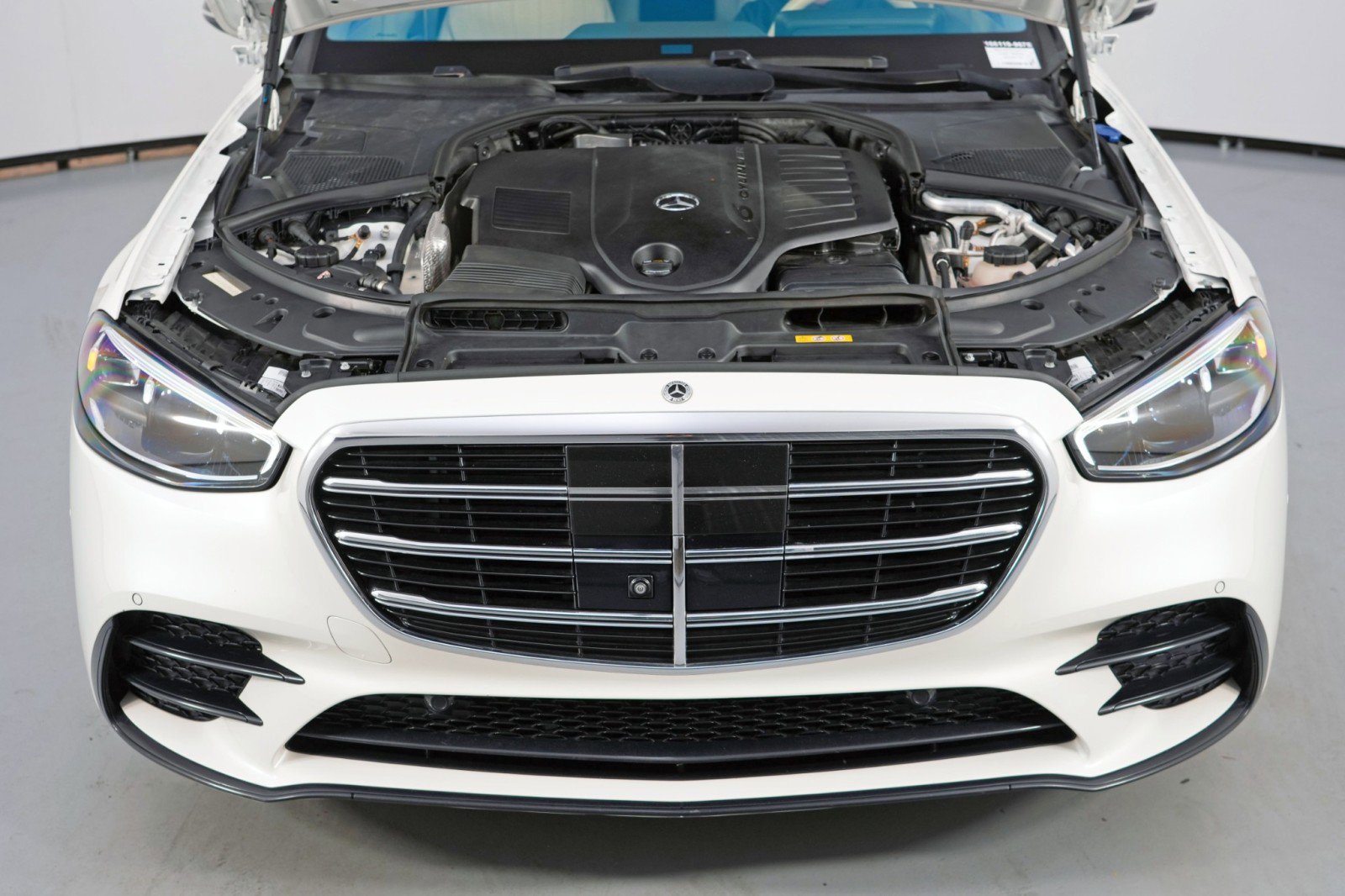 Used 2022 Mercedes-Benz S 500 4MATIC image 8
