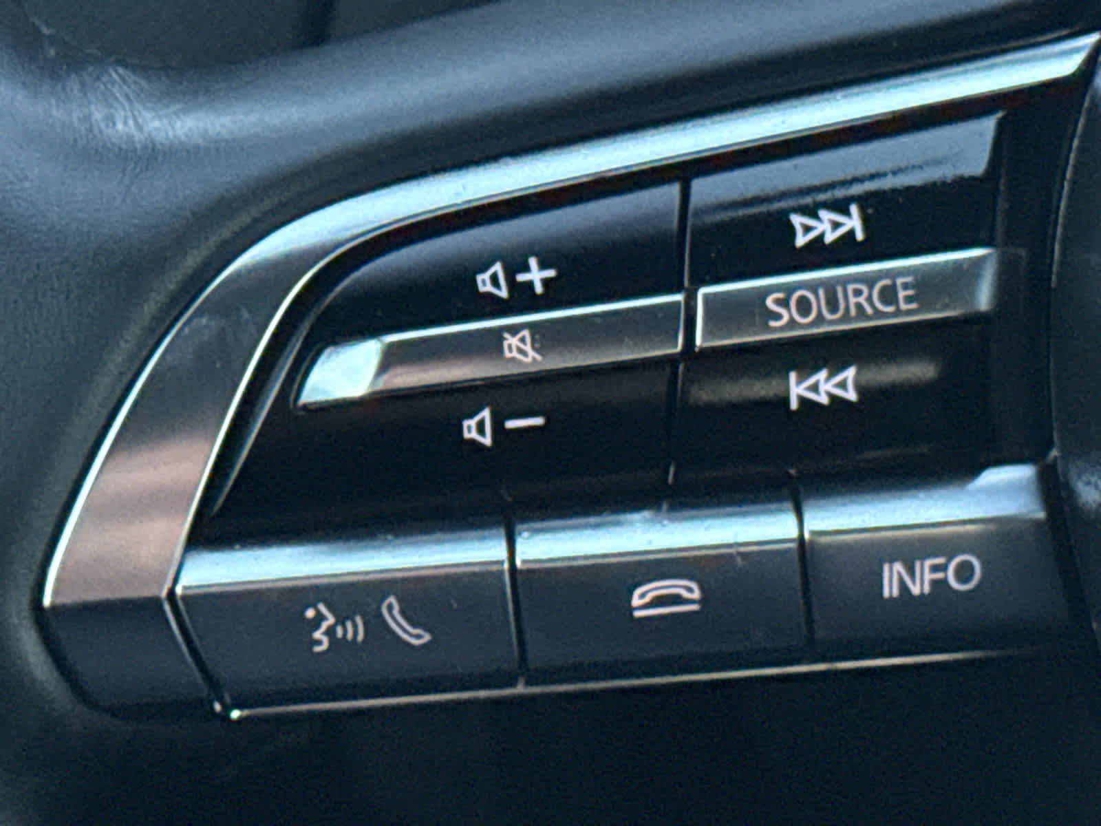 Certified 2025 MAZDA CX-50 AWD 2.5 S w/ Preferred Package image 13