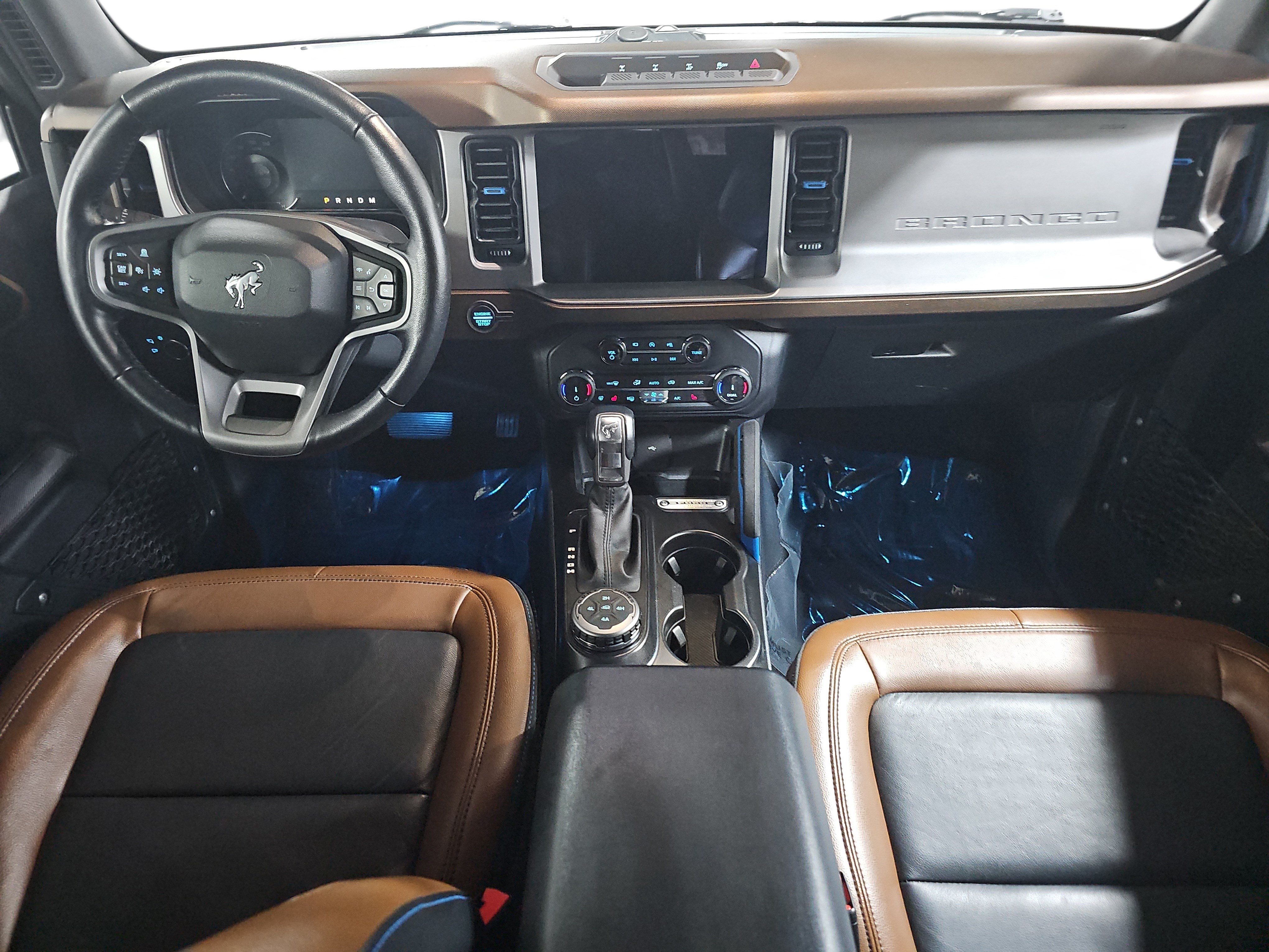 Used 2022 Ford Bronco Outer Banks w/ Sasquatch Package AWD/4WD image 9