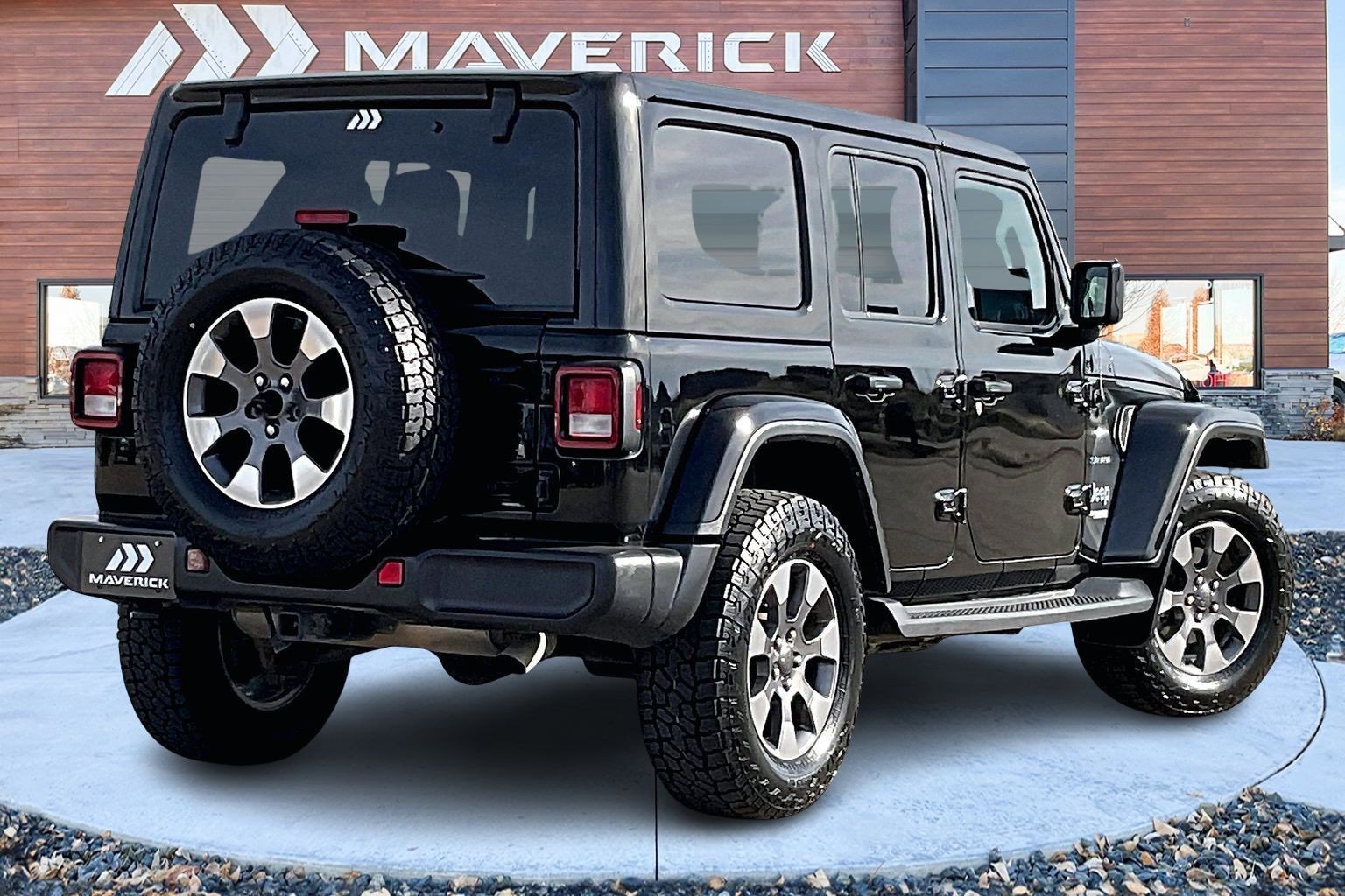 Used 2019 Jeep Wrangler Unlimited Sahara w/ Uconnect 4C Nav & Sound Group image 5