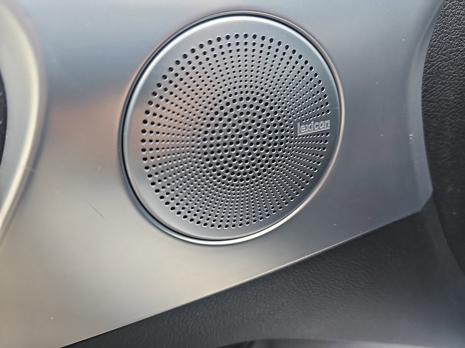 Used 2023 Genesis G70 2.0T w/ Sport Prestige Package image 13