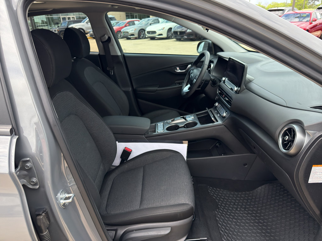 Used 2023 Hyundai Kona SEL FWD image 12