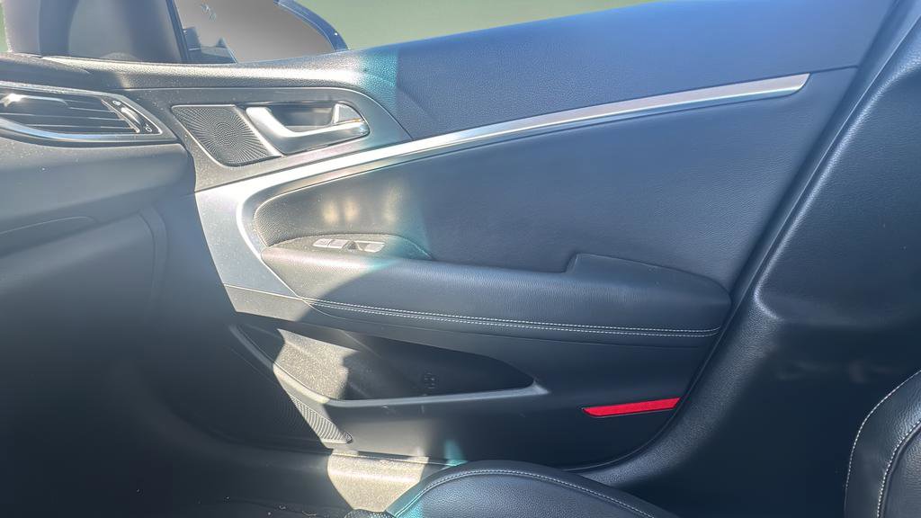 Used 2020 Genesis G70 2.0T image 19