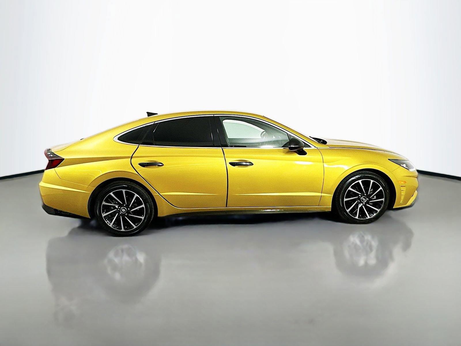 Used 2020 Hyundai Sonata SEL Plus w/ Cargo Package FWD image 9