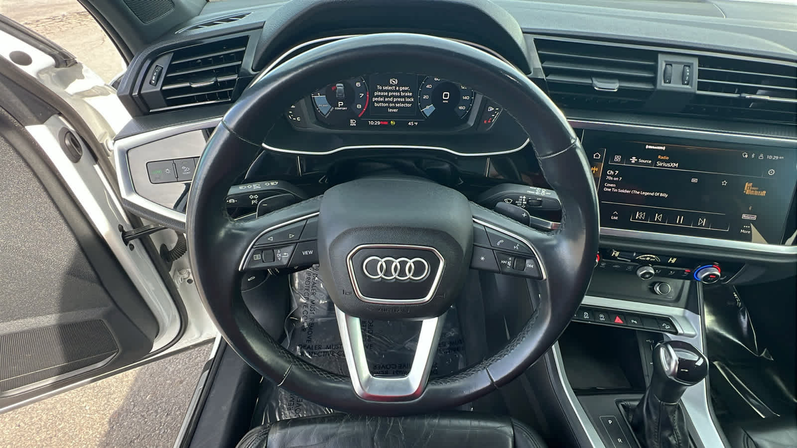 Used 2023 Audi Q3 2.0T Premium image 18