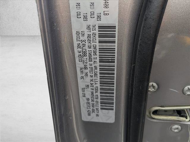 Used 2020 Jeep Compass Latitude w/ Premium Lighting Group image 14