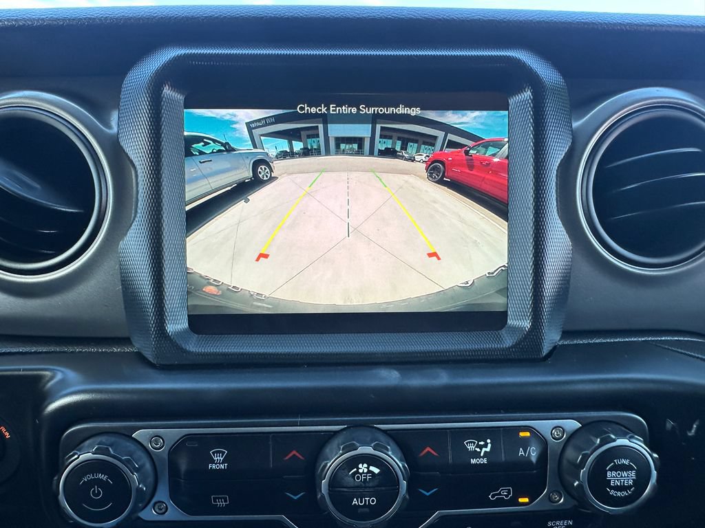 Certified 2023 Jeep Wrangler Unlimited w/ Sun & Screen Package AWD/4WD image 31