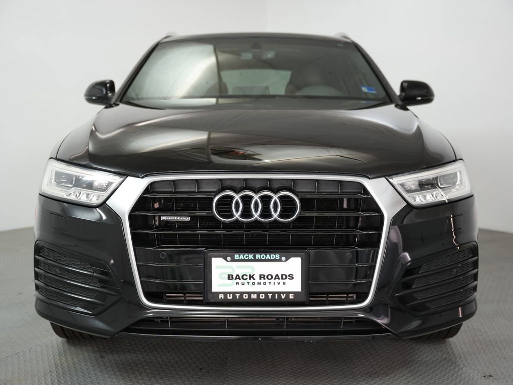 Used 2018 Audi Q3 2.0T Premium Plus w/ Premium Plus Package AWD/4WD image 2