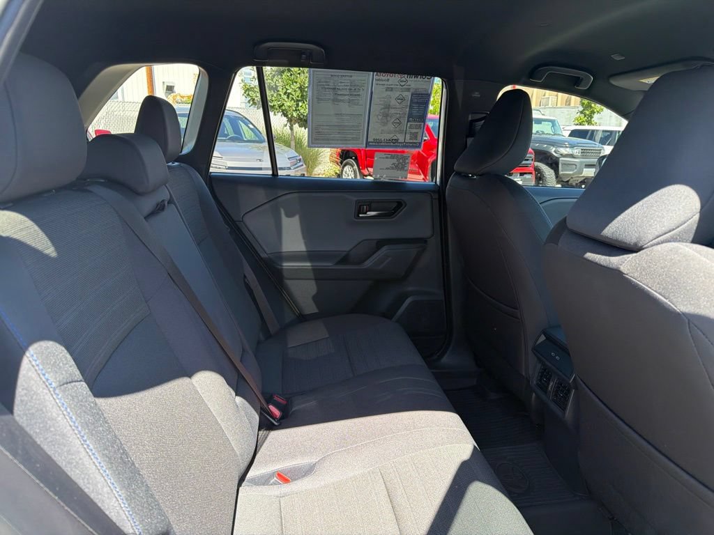 Used 2026 Toyota RAV4 SE AWD/4WD image 15