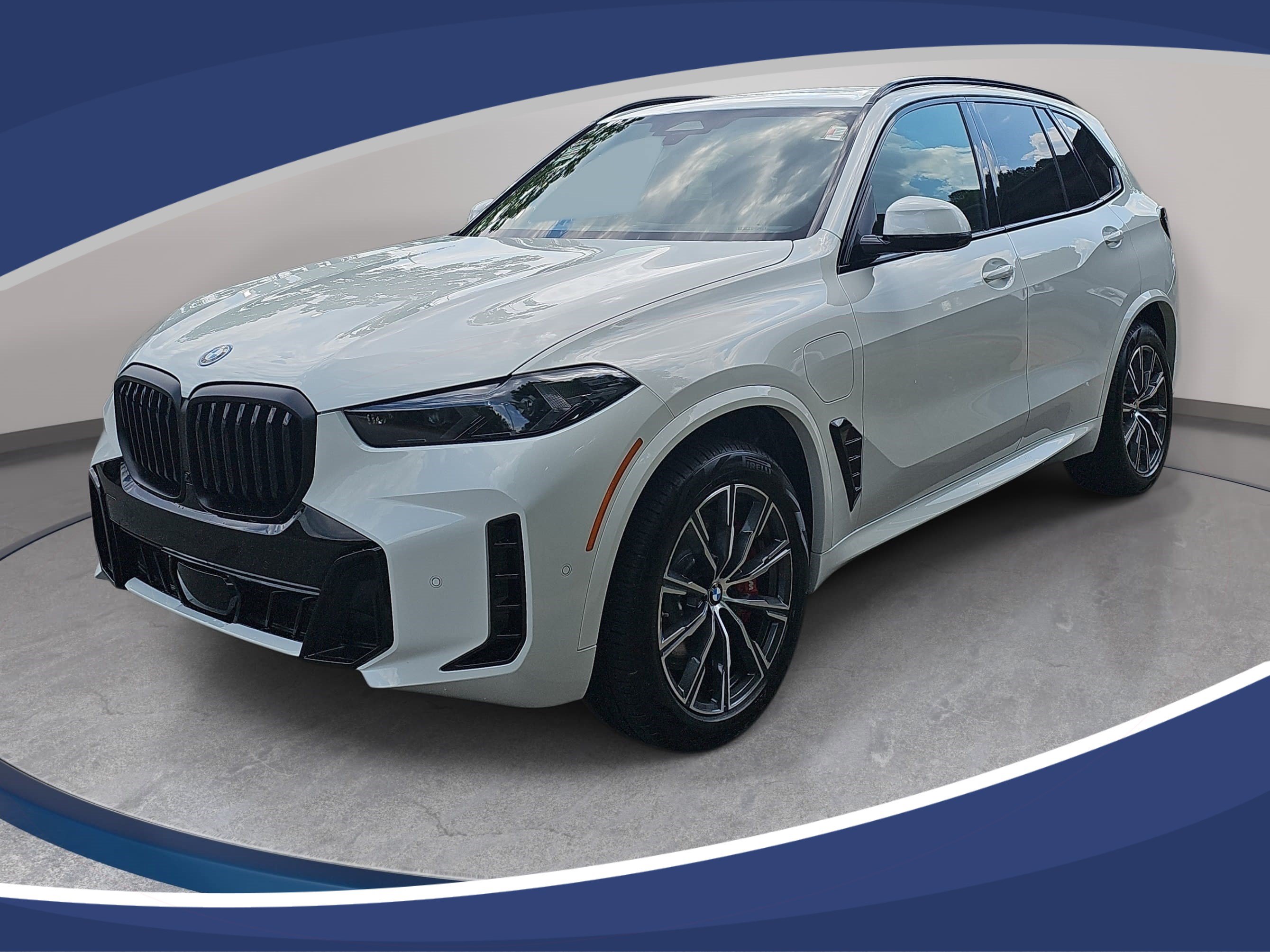 New 2026 BMW X5 xDrive50e w/ Executive Package