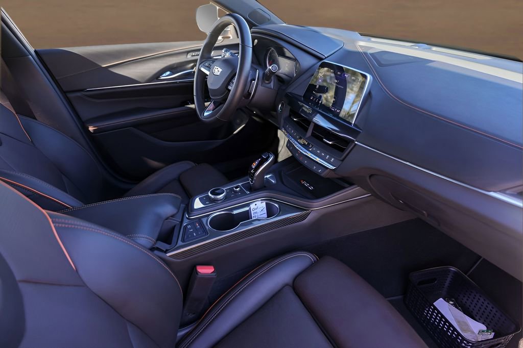 Certified 2025 Cadillac CT4 V image 30