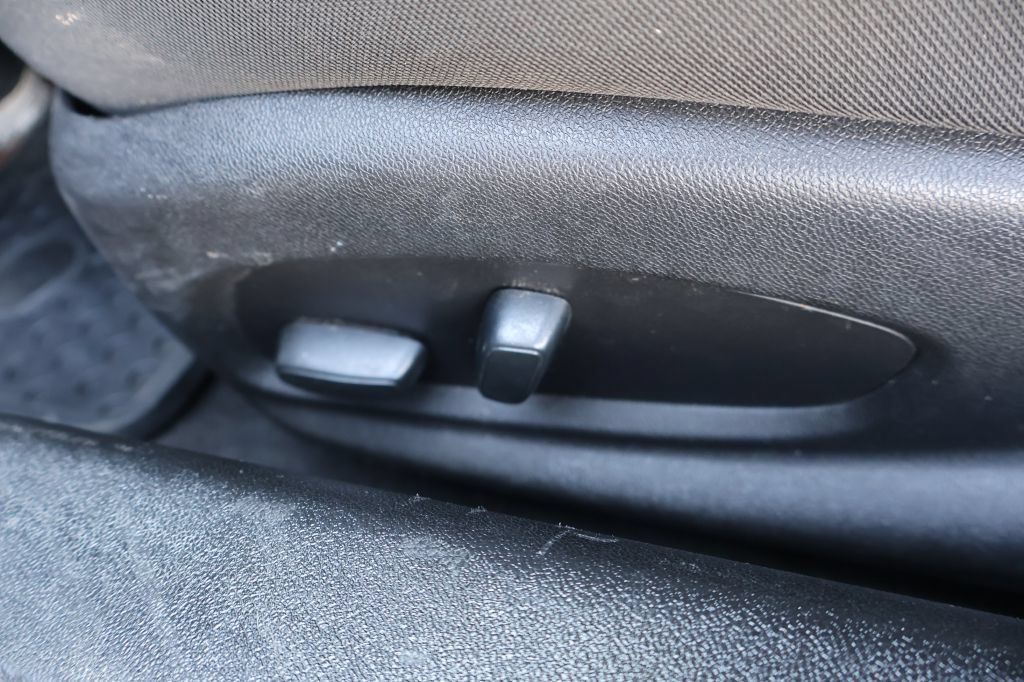Used 2019 Chevrolet Camaro LT RWD image 26