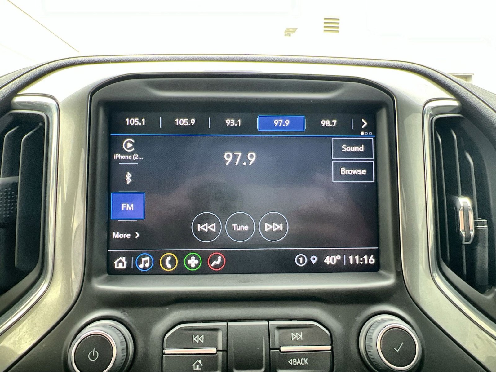 Used 2022 Chevrolet Silverado 2500 LT w/ Convenience Package image 18