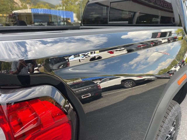 New 2026 GMC Canyon Elevation w/ Convenience Package image 6