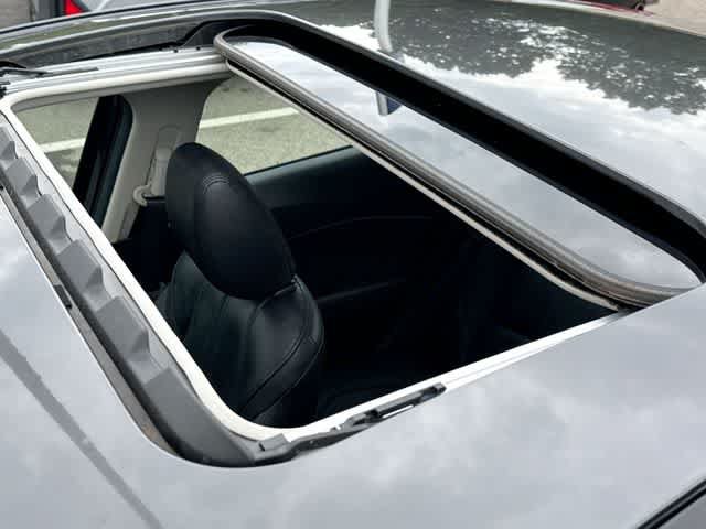 Used 2017 MAZDA MAZDA3 Touring w/ Popular Equipment Package FWD image 6