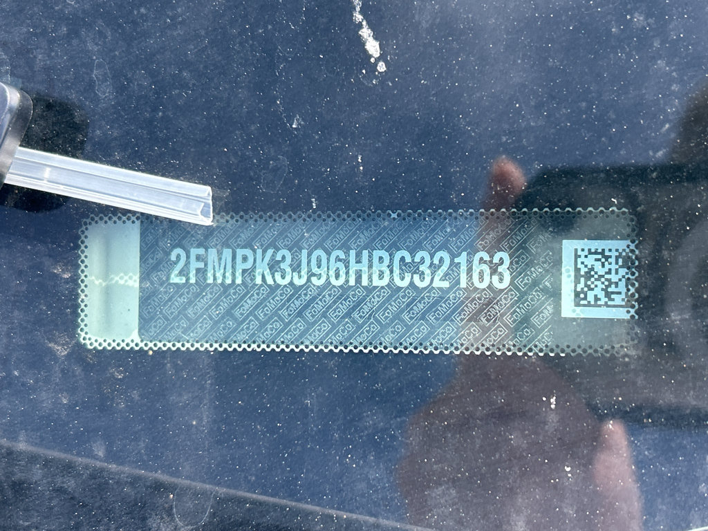Certified 2017 Ford Edge SEL w/ Equipment Group 201A FWD image 13