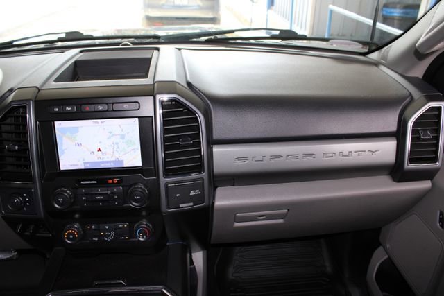 Used 2022 Ford F450 XLT w/ FX4 Off-Road Package image 30