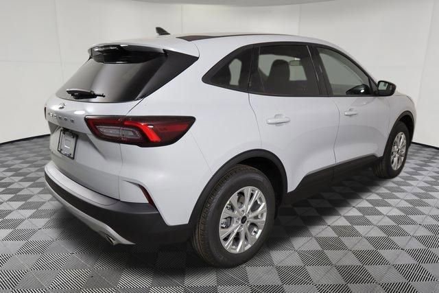New 2026 Ford Escape Active image 13