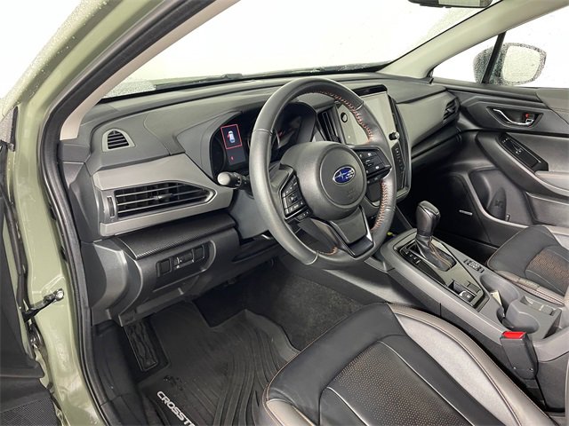 Used 2024 Subaru Crosstrek 2.5i Limited w/ Popular Package #3 image 3