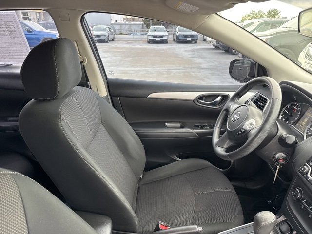 Used 2018 Nissan Sentra S image 11
