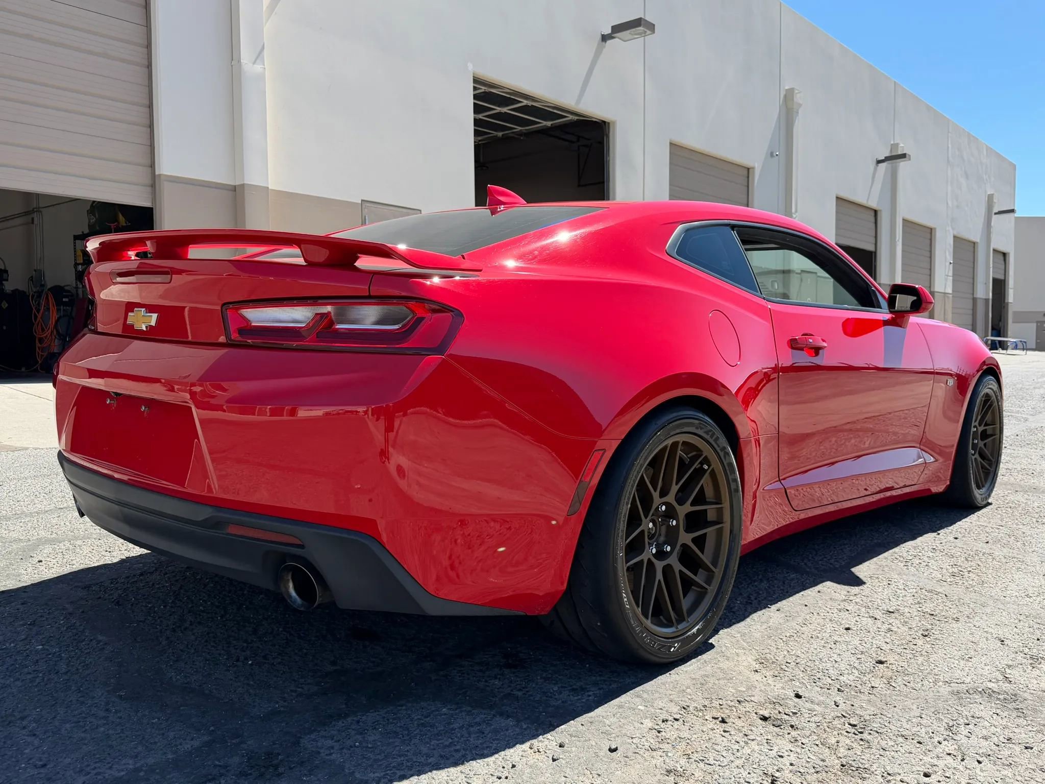 Used 2016 Chevrolet Camaro SS RWD image 9