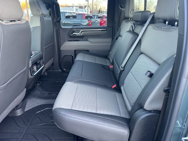 Used 2026 Chevrolet Silverado 2500 ZR2 w/ LPO, Dark Essentials Package image 19