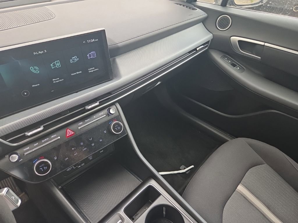 Used 2025 Hyundai Sonata SEL image 3