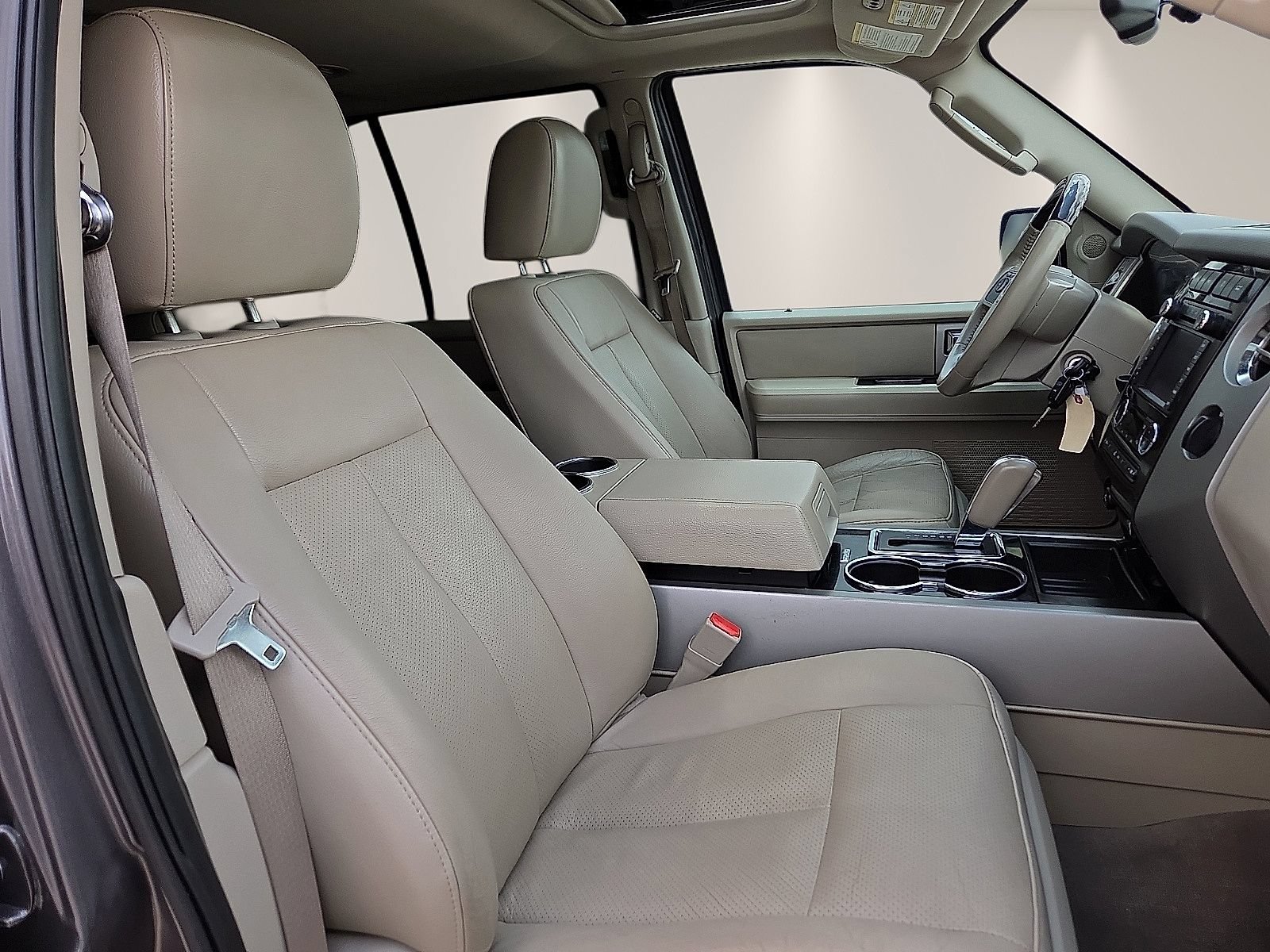 Used 2014 Ford Expedition EL Limited w/ Equipment Group 301A RWD image 9