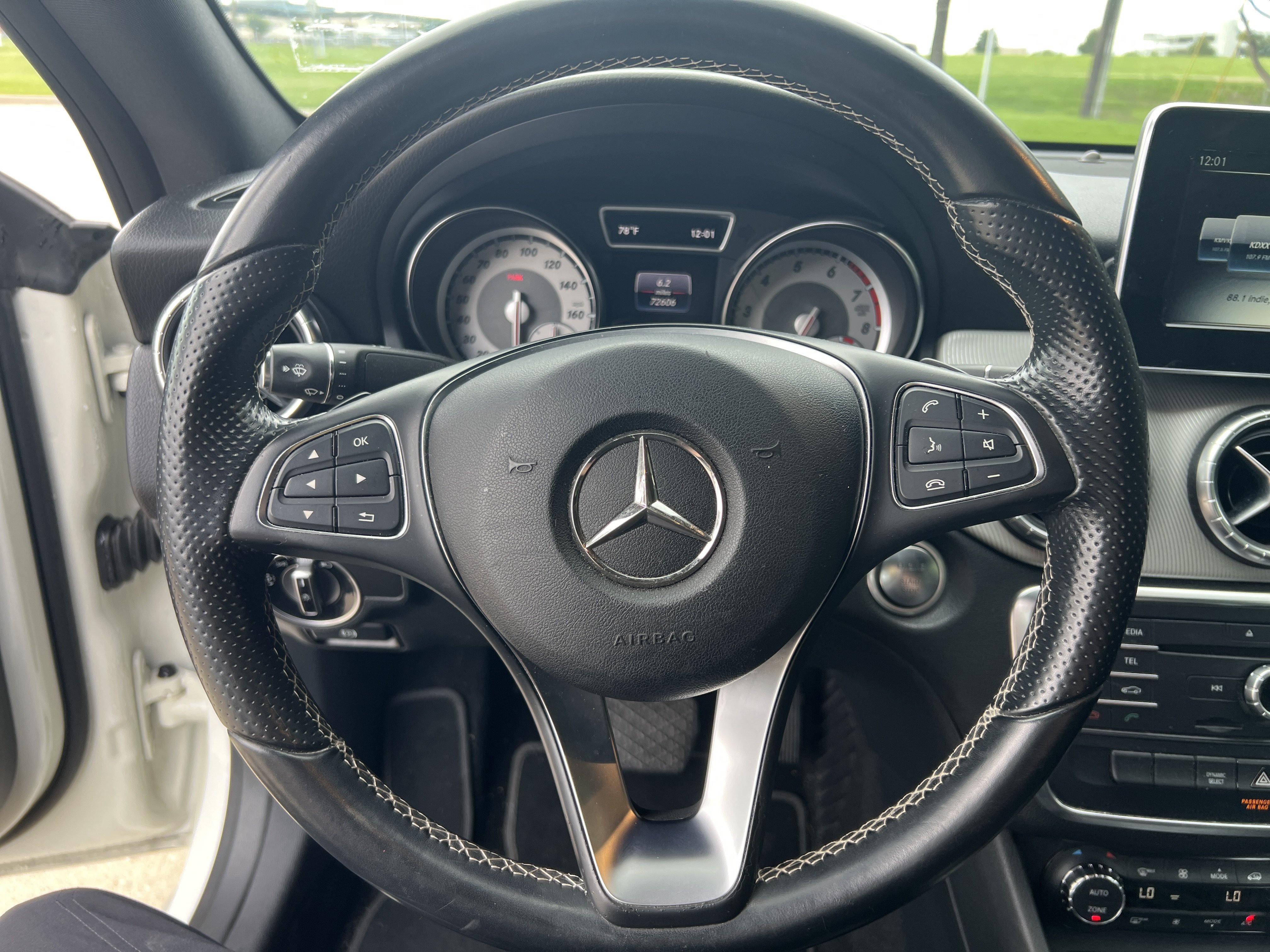 Used 2016 Mercedes-Benz CLA 250 image 8